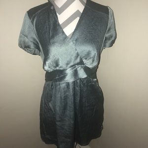 Silky motherhood maternity top size medium